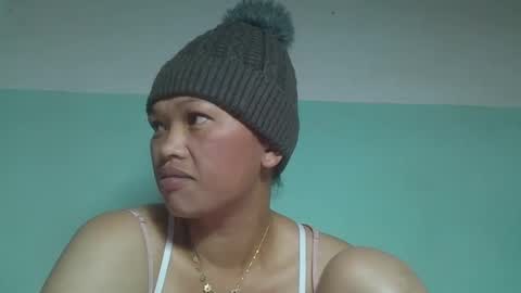 Snapshot of tahiniah chatting on 03.07.25 tahiniah online show from 03.07.25