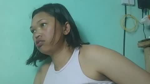 Snapshot of tahiniah chatting on 09.18.25 tahiniah online show from 09.18.25