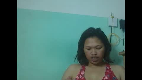 Snapshot of tahiniah chatting on 10.31.25 tahiniah online show from 10.31.25