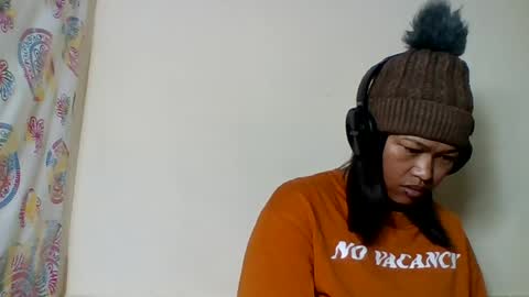 Snapshot of tahiniah chatting on 06.21.26 tahiniah online show from 06.21.26