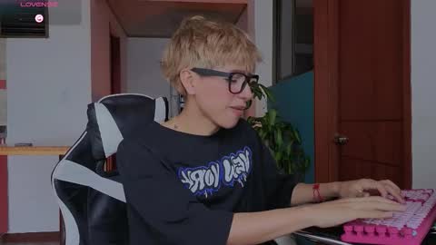 taichi online show from 02.21.26