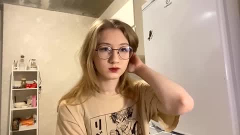 Snapshot of tainastoa chatting on 12.05.25 Tessa online show from 12.05.25