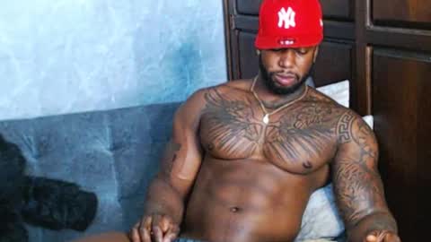 Tairon Tucke online show from 12.27.24