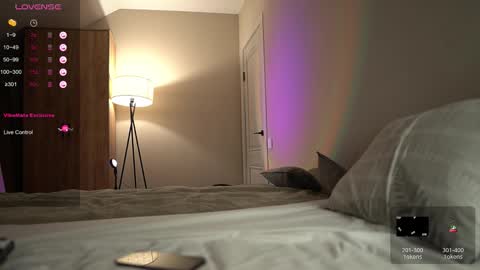 Taison online show from 10.26.25