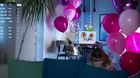 Mia online show from 03.12.25