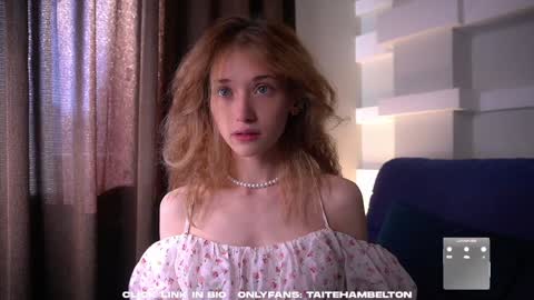 Mia online show from 09.20.25