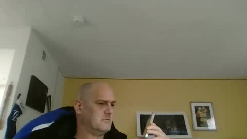 Snapshot of takerlover436295 chatting on 11.28.25 takerlover436295 online show from 11.28.25