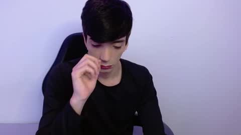 Snapshot of takeru___ chatting on 09.22.25 takeru___ online show from 09.22.25