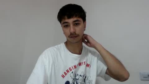 Snapshot of talhi_ chatting on 05.28.26 talhi_ online show from 05.28.26