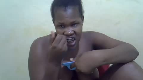 Snapshot of taliah254 chatting on 03.12.25 taliah254 online show from 03.12.25