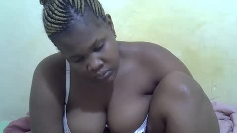 Snapshot of taliah254 chatting on 09.10.25 taliah254 online show from 09.10.25