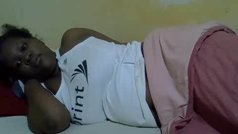 Snapshot of taliah254 chatting on 09.28.25 taliah254 online show from 09.28.25