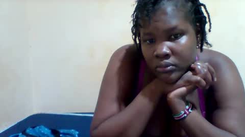 Snapshot of taliah254 chatting on 10.31.25 taliah254 online show from 10.31.25