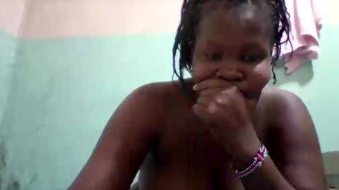 Snapshot of taliah254 chatting on 04.10.26 taliah254 online show from 04.10.26