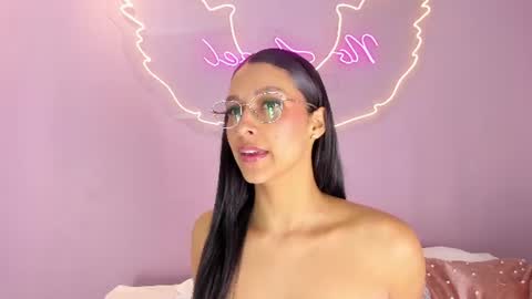 talianahernandez online show from 07.22.26