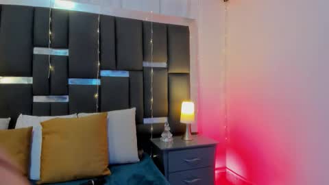 Snapshot of talianavega chatting on 01.15.26 tali online show from 01.15.26