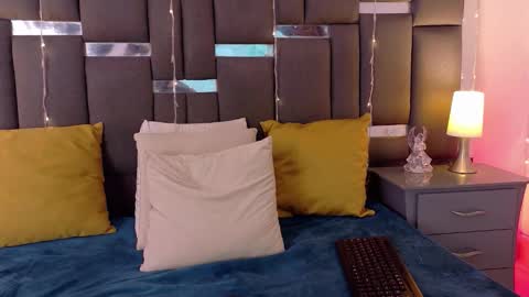 Snapshot of talianavega chatting on 02.22.26 tali online show from 02.22.26