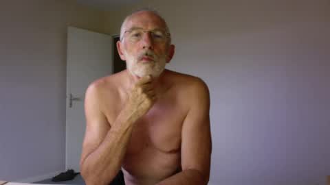 Snapshot of taliesin4321 chatting on 07.15.26 Jack Pierrot online show from 07.15.26