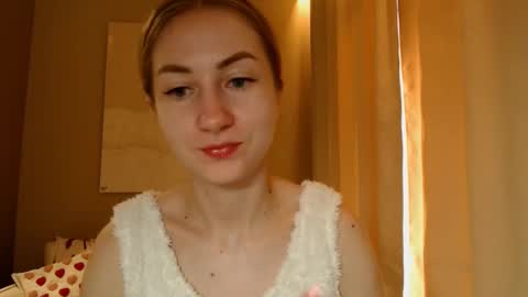  Kira  online show from 02.15.25