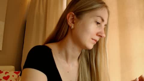  Kira  online show from 03.03.25