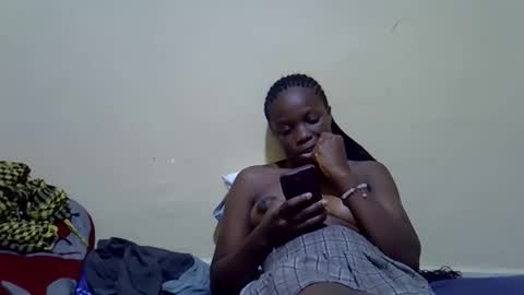 Snapshot of talishaqueen chatting on 05.13.26 talishaqueen online show from 05.13.26