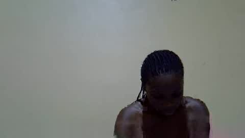 Snapshot of talishaqueen chatting on 05.27.26 talishaqueen online show from 05.27.26