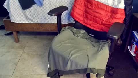 Snapshot of talltannhandsome chatting on 09.09.25 talltannhandsome online show from 09.09.25