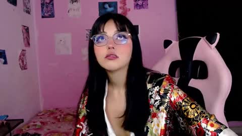 Snapshot of tamako_kitty__ chatting on 02.21.25 Alejandra Independent model online show from 02.21.25