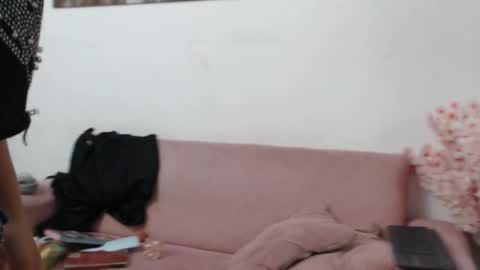 Hi im sara online show from 05.01.26