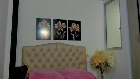 Snapshot of tamar4_f00x chatting on 07.20.26 Hi im sara online show from 07.20.26