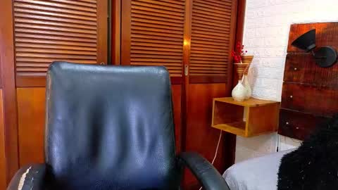 Snapshot of tamara_sanz1 chatting on 09.30.25    online show from 09.30.25