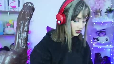 Cami 3 online show from 02.11.25