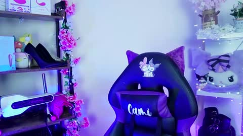 Cami 3 online show from 02.20.25