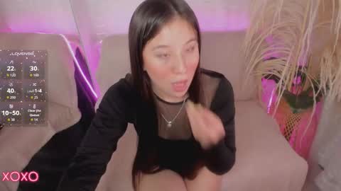 Snapshot of tamarakarter chatting on 11.15.25 TAMARA online show from 11.15.25