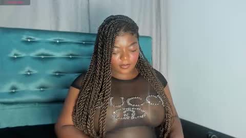 tamaramilleer online show from 11.10.25