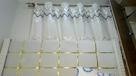 Snapshot of tamia538235 chatting on 02.10.25 tamia online show from 02.10.25