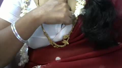 Snapshot of tamil_rathi chatting on 11.08.25 tamil_rathi online show from 11.08.25