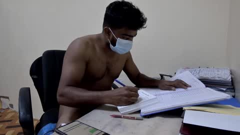 Snapshot of tamilan_da75 chatting on 01.01.25 tamilan_da75 online show from 01.01.25