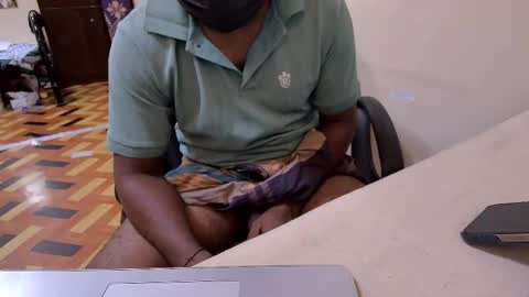 Snapshot of tamilan_da75 chatting on 09.19.25 tamilan_da75 online show from 09.19.25