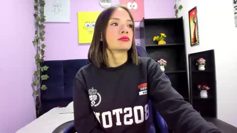 Snapshot of tammy_thompson_ chatting on 10.08.25 tammy_thompson_ online show from 10.08.25