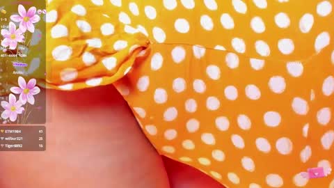 Snapshot of tammybrown1 chatting on 12.15.24 T A M M Y online show from 12.15.24