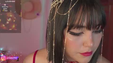 Snapshot of tamyeliot chatting on 12.15.25 Tamy online show from 12.15.25