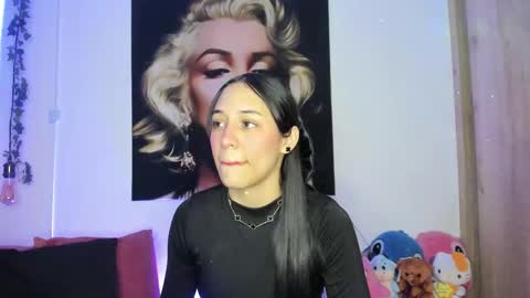 Snapshot of tania06 chatting on 11.10.25 tania06 online show from 11.10.25