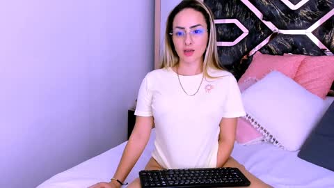 Tania online show from 01.21.25