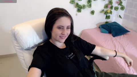 Tania  online show from 11.04.25