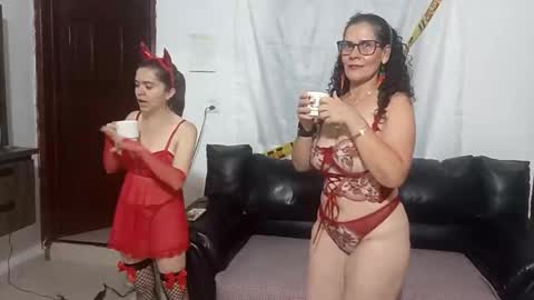 taniamilf69 online show from 11.01.25