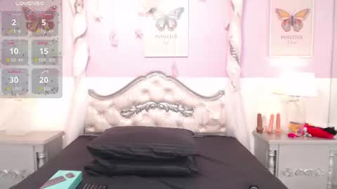 Tania Pierce online show from 07.04.26