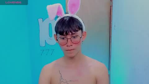 Snapshot of tanjiro_cute chatting on 05.14.26 Andres online show from 05.14.26