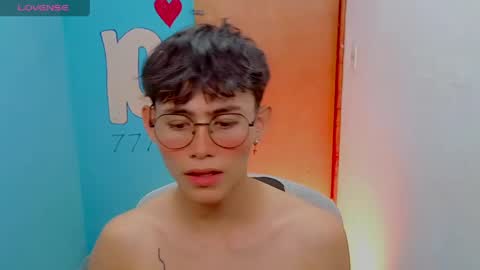 Snapshot of tanjiro_cute chatting on 05.19.26 Andres online show from 05.19.26
