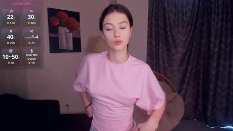 Anna online show from 05.17.26